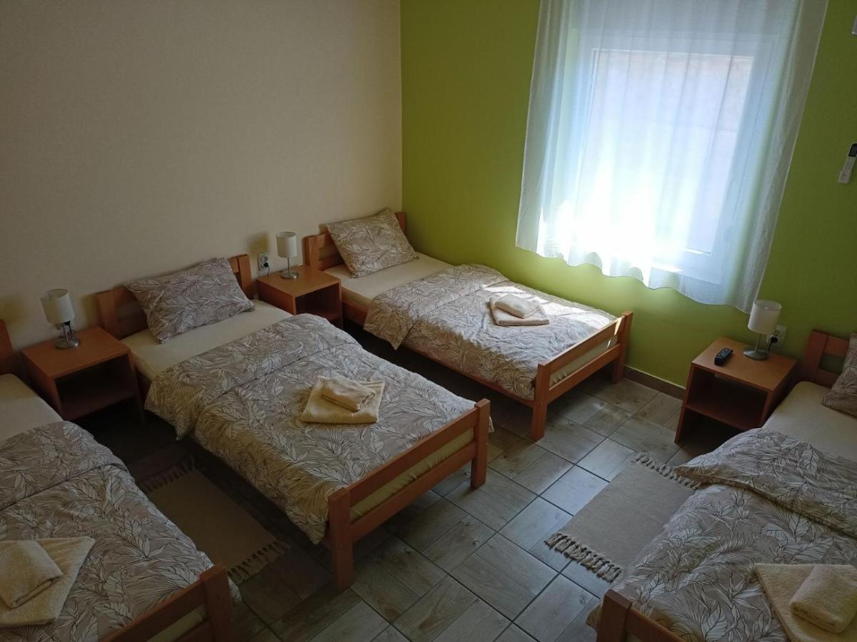 Apartmán Apartman Fiva Pacir Exteriér fotografie