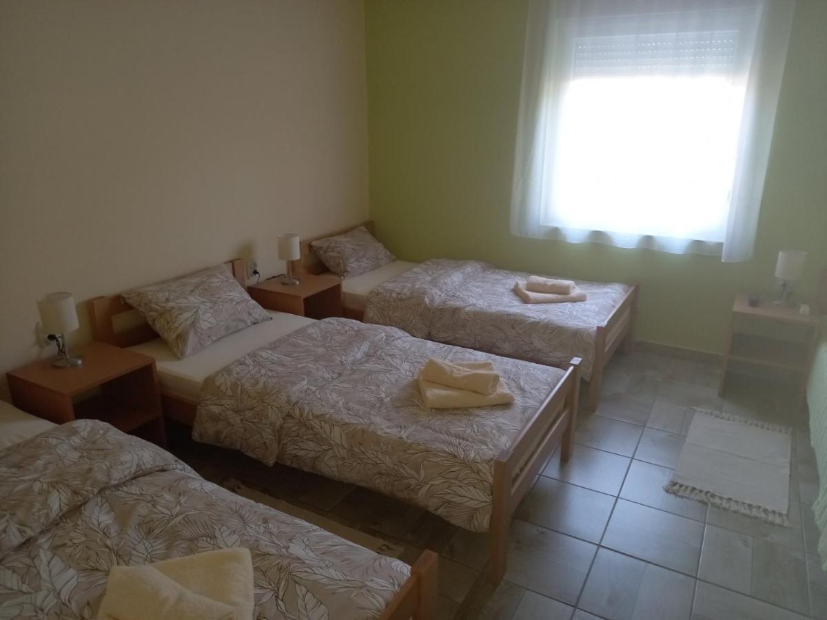 Apartmán Apartman Fiva Pacir Exteriér fotografie